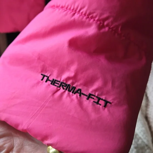 Nike Pink Puffer Jacket P2p 20 Neck 2 Hem 22 Arm From Pit 19 - Picture 2 of 3